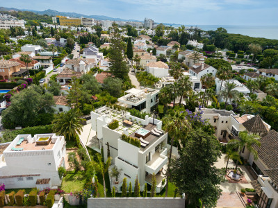 5 Bedroom Detached Villa in The Golden Mile - Image 5