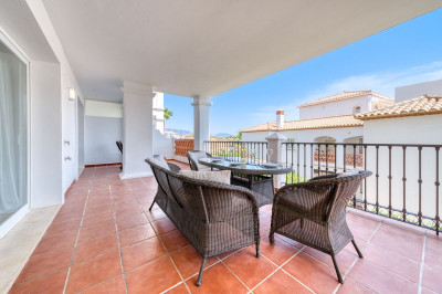 2 Bedroom Ground Floor Apartment in Calahonda - Image 3