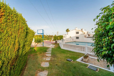 2 Bedroom Townhouse in Atalaya - Image 3