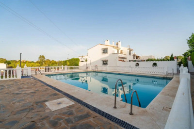 2 Bedroom Townhouse in Atalaya - Image 4