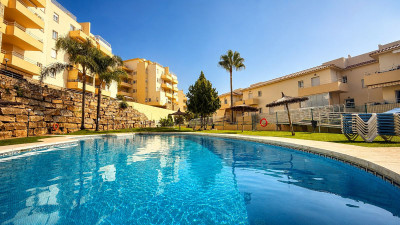 2 Bedroom Ground Floor Apartment in Riviera del Sol - Image 2
