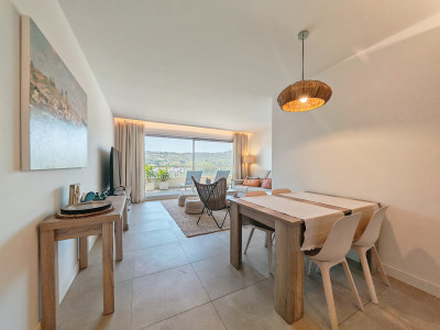 2 Bedroom Middle Floor Apartment in La Cala Golf - Image 2