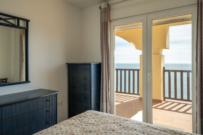 2 Bedroom Ground Floor Apartment in Benalmadena - Image 3