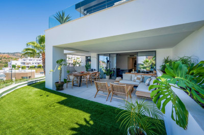 3 Bedroom Duplex in Cabopino - Image 1