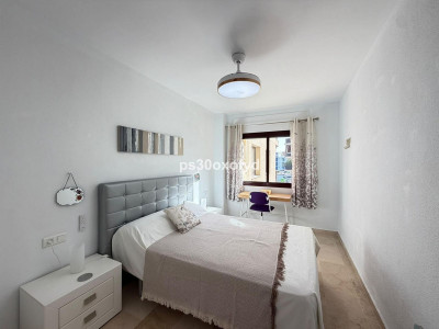 2 Bedroom Middle Floor Apartment in San Luis de Sabinillas - Image 4