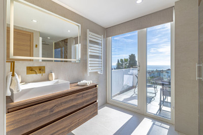 3 Bedroom Detached Villa in Riviera del Sol - Image 3