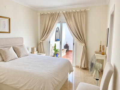 2 Bedroom Townhouse in Mijas - Image 2