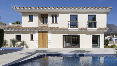 6 Bedroom Detached Villa in Mijas Golf - Image 1