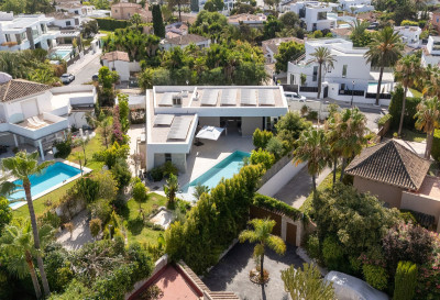 6 Bedroom Detached Villa in Marbesa - Image 2