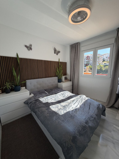 2 Bedroom Middle Floor Apartment in Riviera del Sol - Image 3