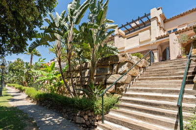 3 Bedroom Townhouse in Guadalmina Baja - Image 2