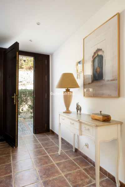 3 Bedroom Detached Villa in Estepona - Image 5