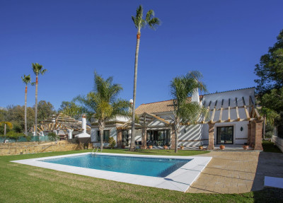 5 Bedroom Detached Villa in Mijas Golf - Image 2