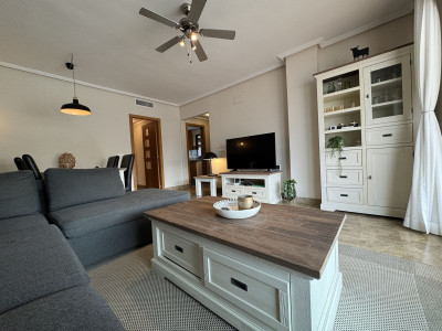 2 Bedroom Middle Floor Apartment in Estepona - Image 4