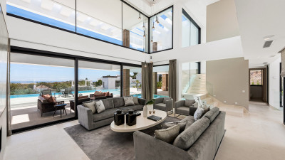 5 Bedroom Detached Villa in Benahavís - Image 3