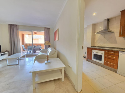 3 Bedroom Ground Floor Apartment in Elviria - Image 3