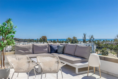 2 Bedroom Penthouse Duplex in Bel Air