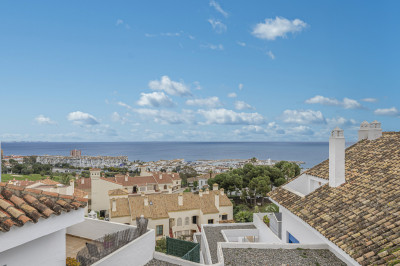 2 Bedroom Penthouse Duplex in La Duquesa