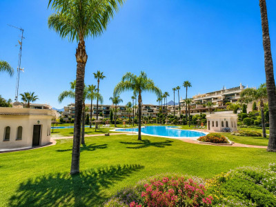2 Bedroom Ground Floor Apartment in Puerto Banús - Image 2