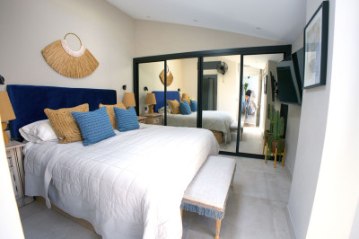 2 Bedroom Top Floor Apartment in Estepona - Image 5