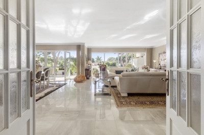 3 Bedroom Middle Floor Apartment in New Golden Mile - Image 4