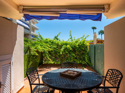 1 Bedroom Middle Floor Apartment in Marbella - Image 3