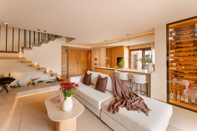 3 Bedroom Penthouse Duplex in The Golden Mile - Image 2