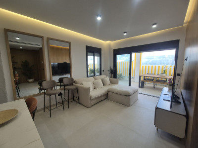 2 Bedroom Ground Floor Apartment in Puerto Banús - Image 2