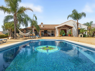 3 Bedroom Finca - Cortijo in Casares - Image 1