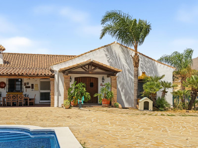 3 Bedroom Finca - Cortijo in Casares - Image 4