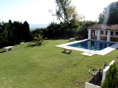 5 Bedroom Detached Villa in Mijas - Image 5