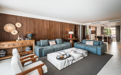 3 Bedroom Middle Floor Apartment in The Golden Mile - Image 3