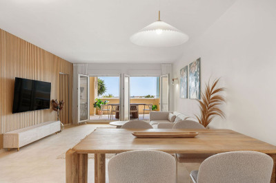 3 Bedroom Middle Floor Apartment in Nueva Andalucía - Image 2