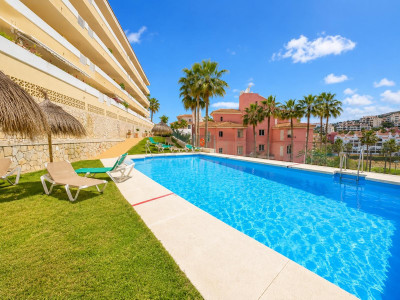 2 Bedroom Middle Floor Apartment in Riviera del Sol