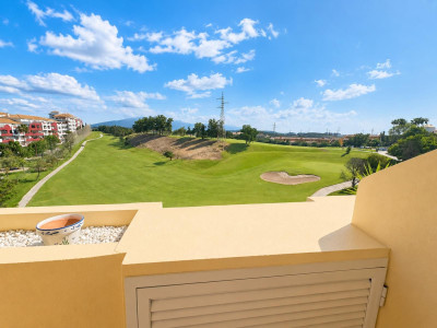 2 Bedroom Middle Floor Apartment in Riviera del Sol - Image 3