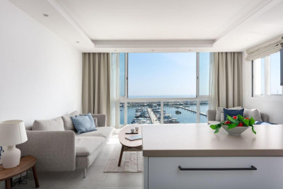 2 Bedroom Top Floor Apartment in Puerto Banús - Image 3