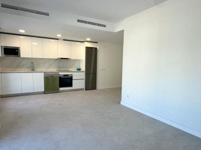 3 Bedroom Top Floor Apartment in Benalmadena - Image 4