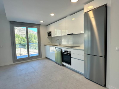 3 Bedroom Top Floor Apartment in Benalmadena - Image 5