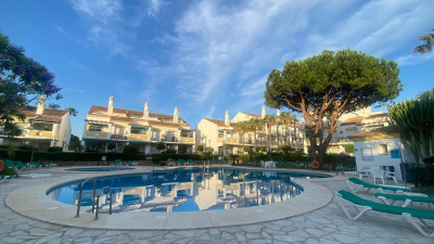 3 Bedroom Penthouse Duplex in Marbesa