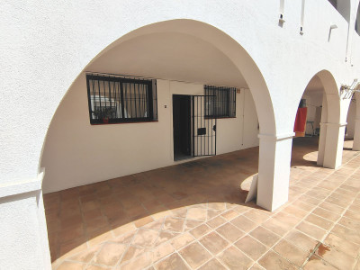 1 Bedroom Ground Floor Apartment in Mijas - Image 1