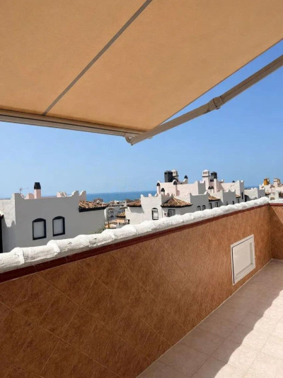 1 Bedroom Top Floor Apartment in Arroyo de la Miel - Image 1