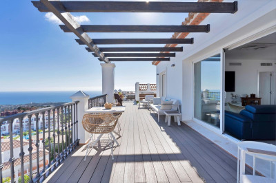 2 Bedroom Penthouse in Calahonda