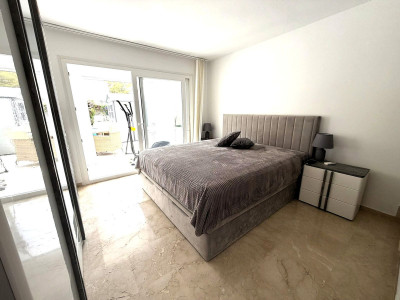 2 Bedroom Ground Floor Apartment in El Paraiso - Image 4
