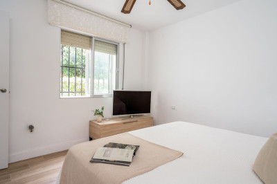 3 Bedroom Middle Floor Apartment in Benalmadena - Image 4