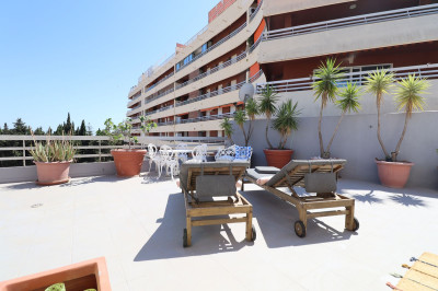 3 Bedroom Penthouse Duplex in Marbella - Image 3