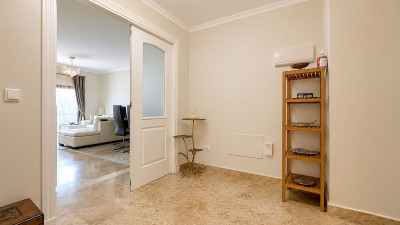 2 Bedroom Ground Floor Apartment in San Pedro de Alcántara - Image 2