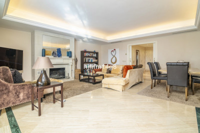 3 Bedroom Middle Floor Apartment in The Golden Mile - Image 4