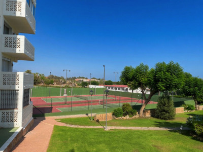 3 Bedroom Middle Floor Apartment in Cancelada - Image 3
