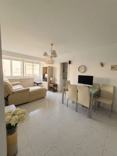 3 Bedroom Middle Floor Apartment in Cancelada - Image 4