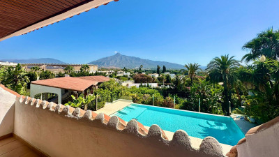 7 Bedroom Detached Villa in Nueva Andalucía - Image 2
